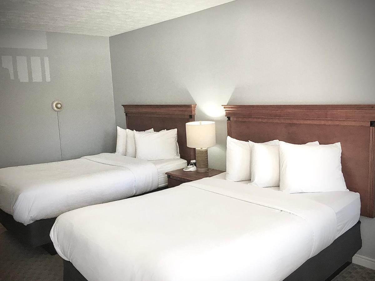Empire Lakeshore Inn エクステリア 写真