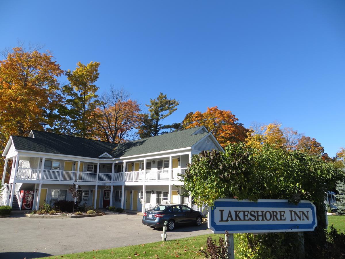 Empire Lakeshore Inn エクステリア 写真
